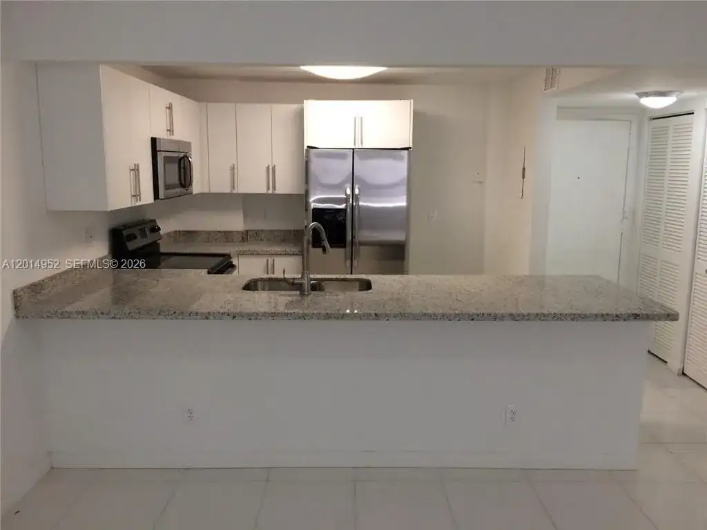 9143 SW 77 AV # B107, Miami FL 33156 photo 3