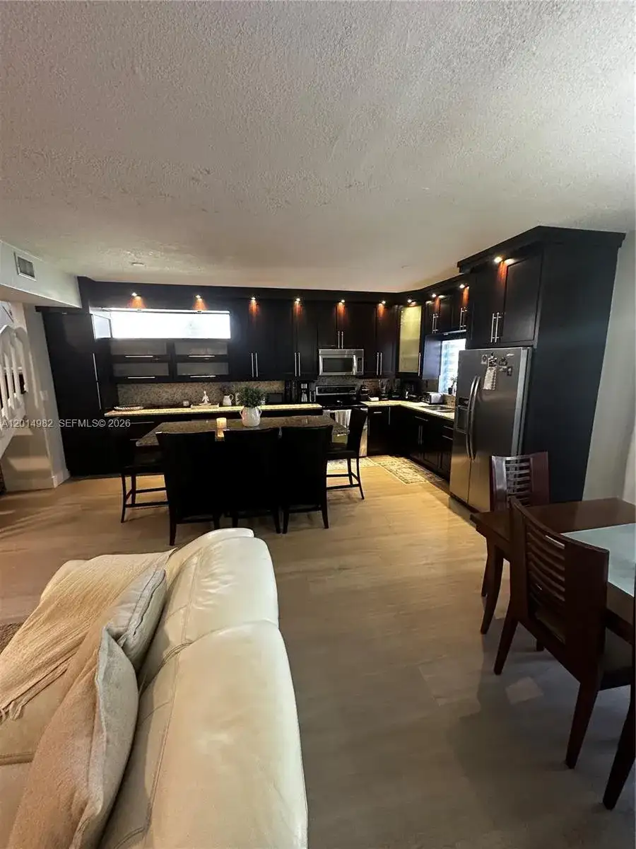 8211 NW 191st Ln # 35L, Hialeah FL 33015 photo 5