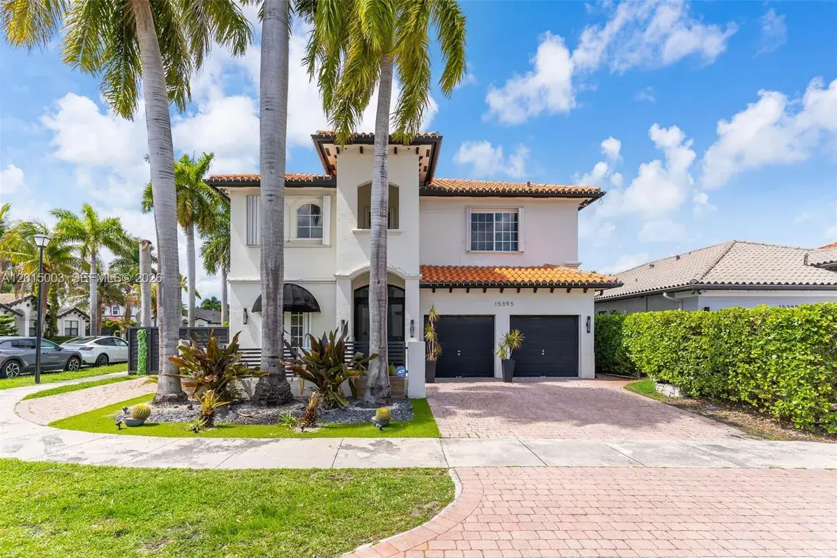 15395 SW 23rd St, Miami FL 33185