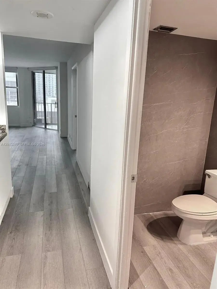 1901 Brickell Ave # B2104, Miami FL 33129