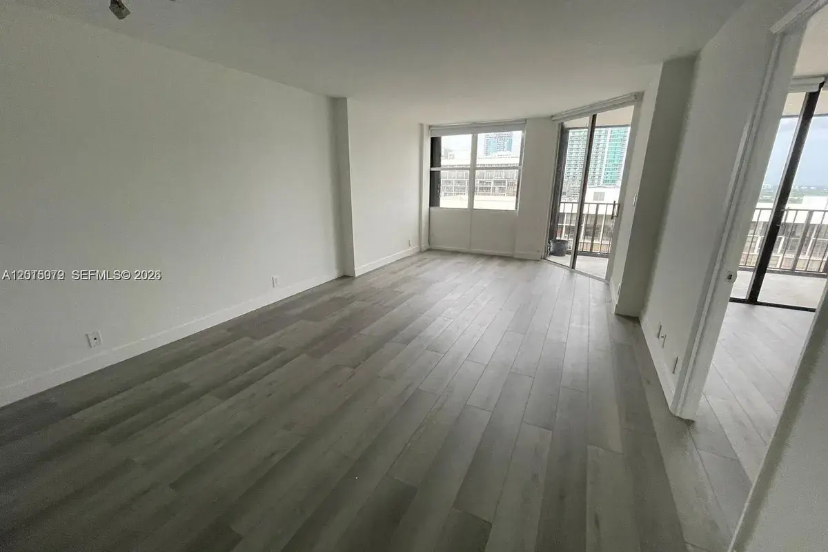 1901 Brickell Ave # B2104, Miami FL 33129