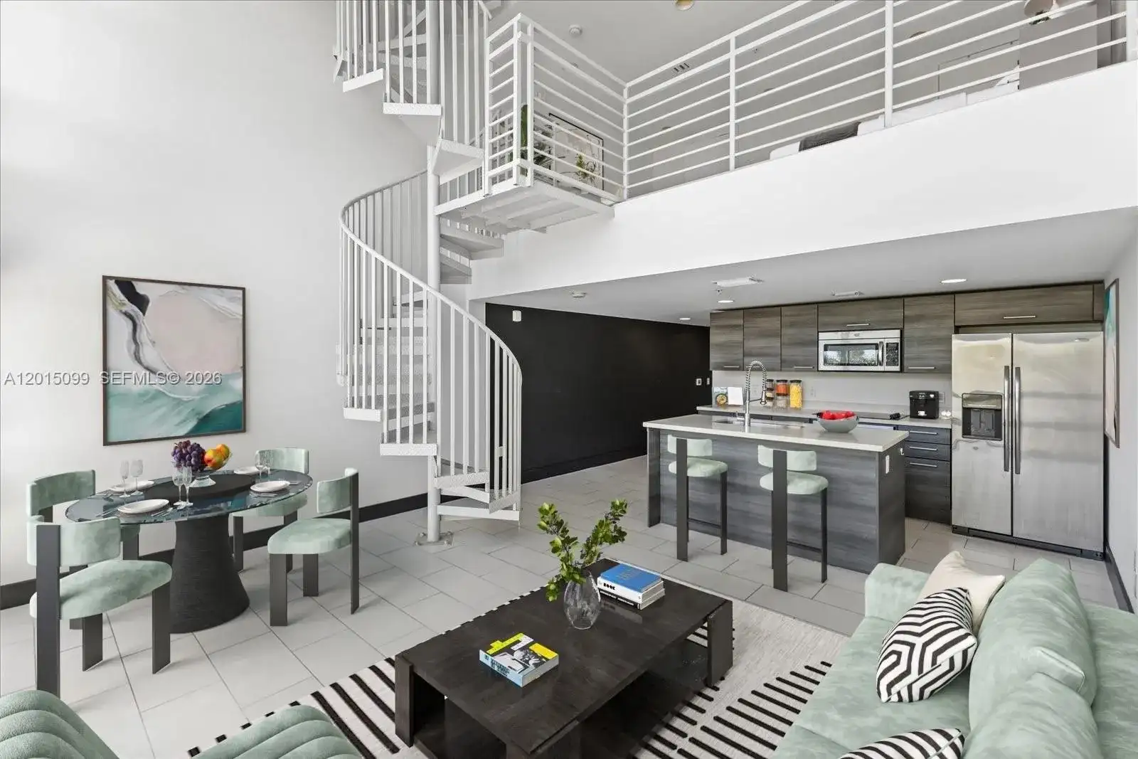 421 Meridian Ave # 19, Miami Beach FL 33139 photo 2