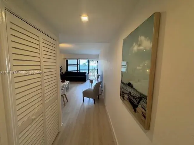 3800 Galt Ocean Dr # 309, Fort Lauderdale FL 33308
