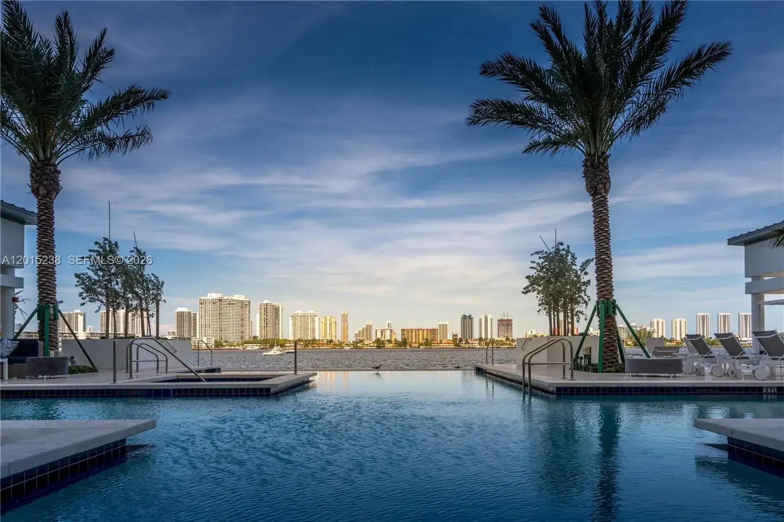 17301 Biscayne Blvd # 203, North Miami Beach FL 33160 photo 3
