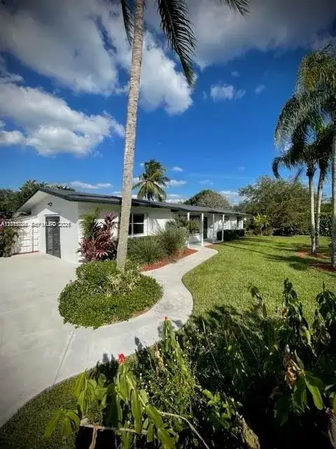 7425 SW 118th St # 0, Pinecrest FL 33156 photo 3