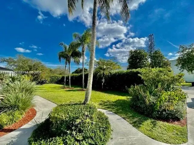 7425 SW 118th St # 0, Pinecrest FL 33156 photo 4