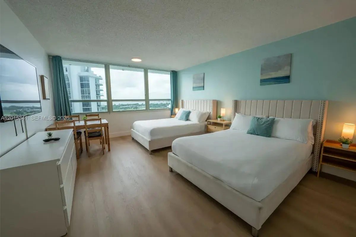 5445 Collins Ave # 1718, Miami Beach FL 33140
