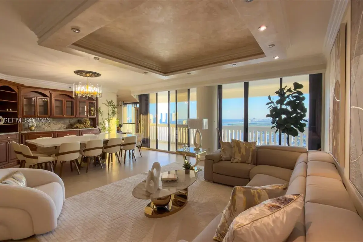 2000 Island Blvd # 3004, Aventura FL 33160