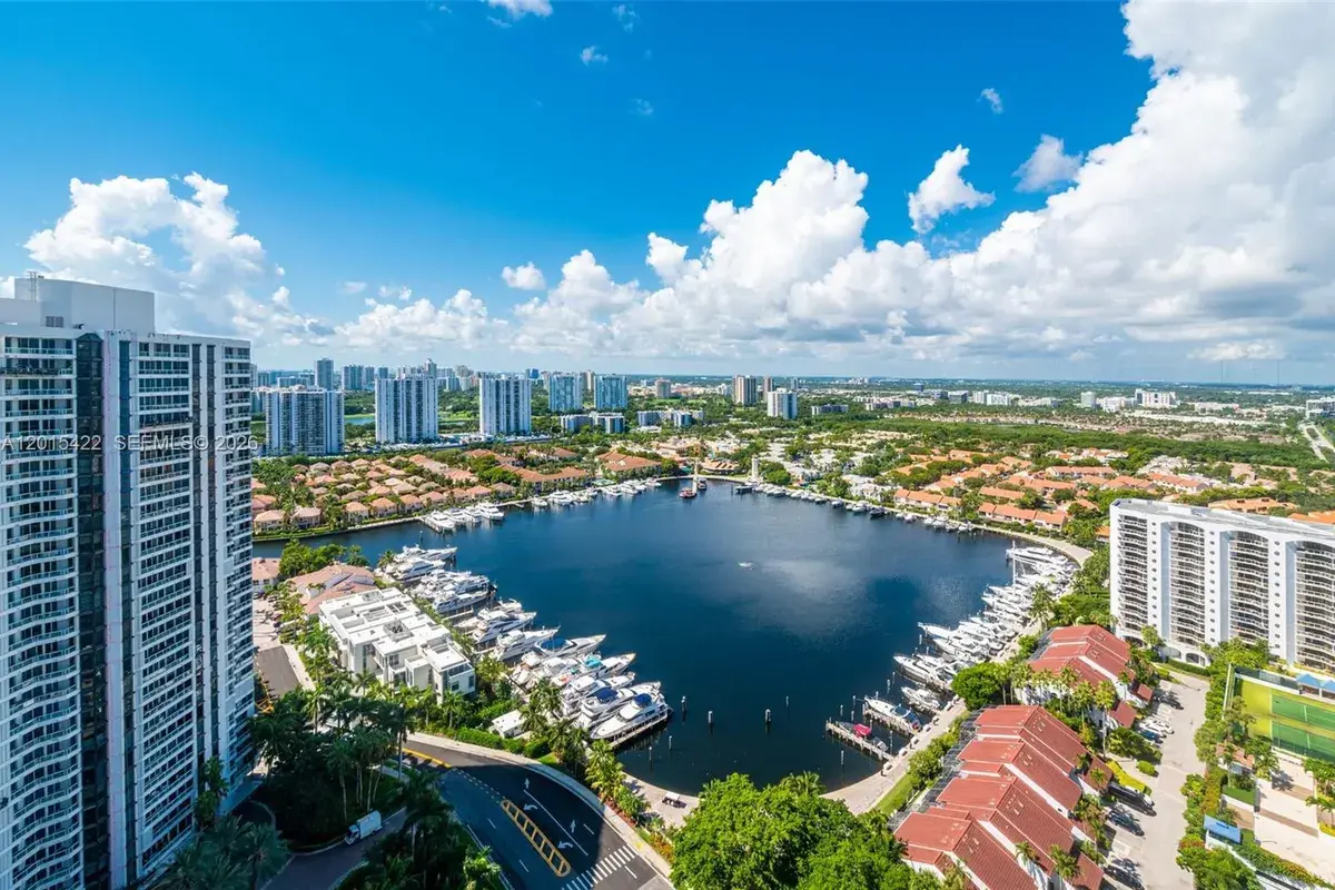 21205 Yacht Club Dr # 3107, Aventura FL 33180