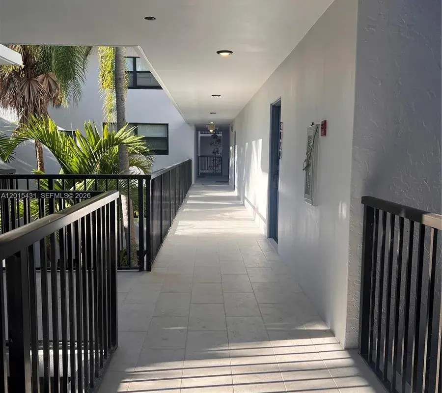 55 Ocean Lane Dr # 3030, Key Biscayne FL 33149
