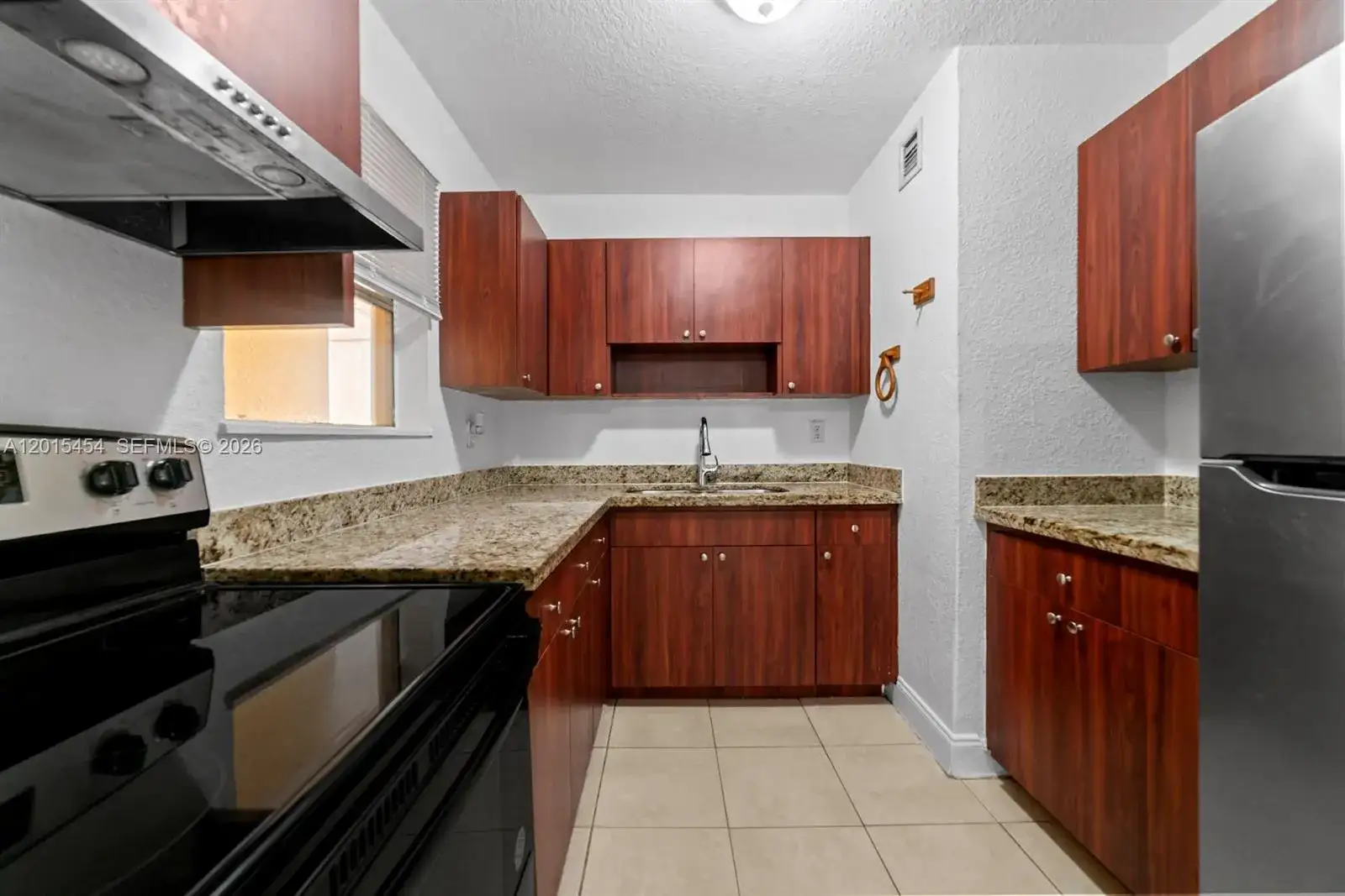 525 W 69th St # 306, Hialeah FL 33014 photo 4
