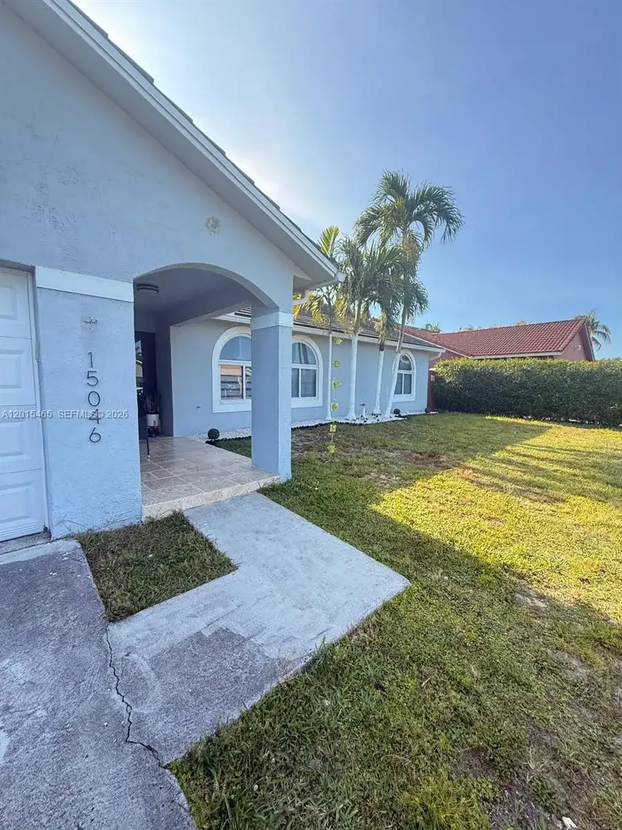 15046 SW 148th Pl, Miami FL 33196 photo 3