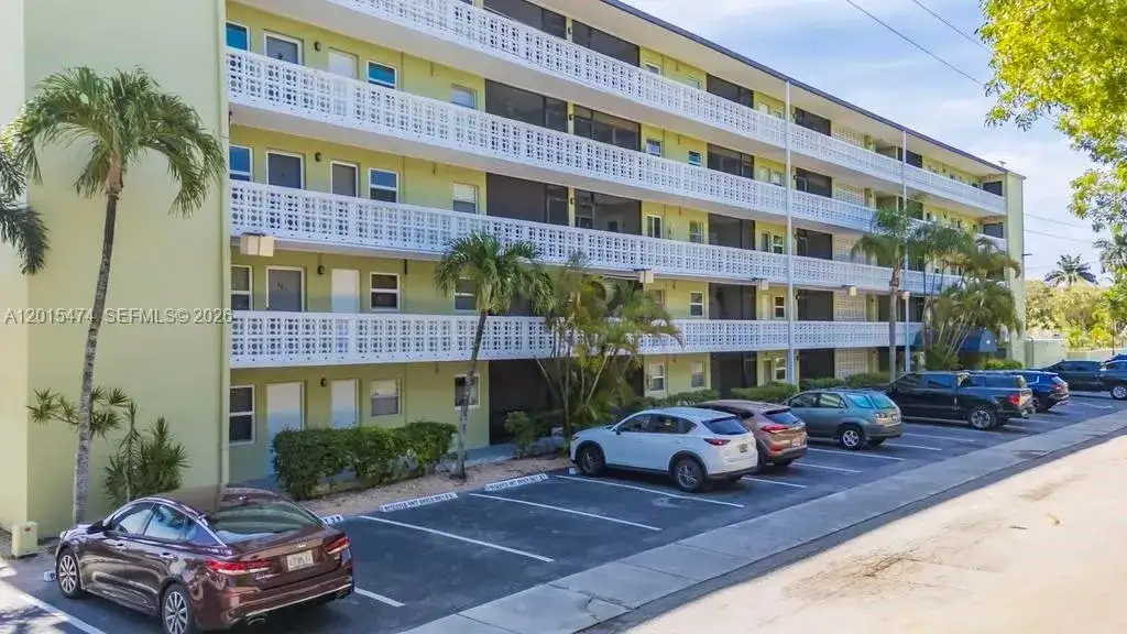 1425 Arthur St # 103A, Hollywood FL 33020 photo 3