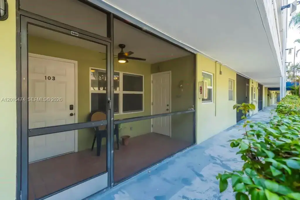 1425 Arthur St # 103A, Hollywood FL 33020 photo 4