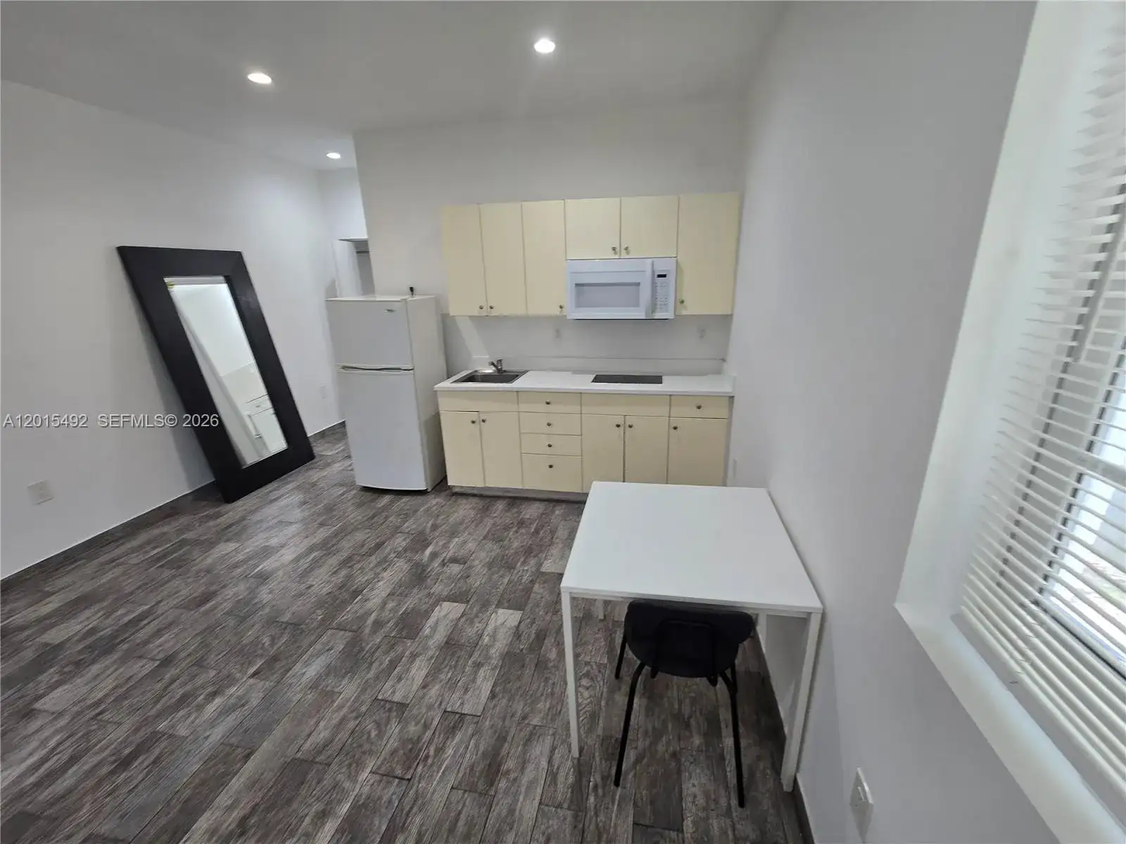 1345 Pennsylvania Ave # 2A, Miami Beach FL 33139 photo 2