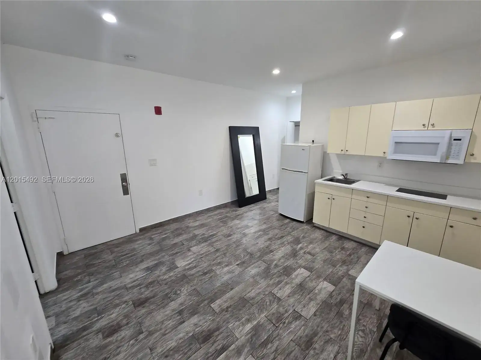 1345 Pennsylvania Ave # 2A, Miami Beach FL 33139 photo 5