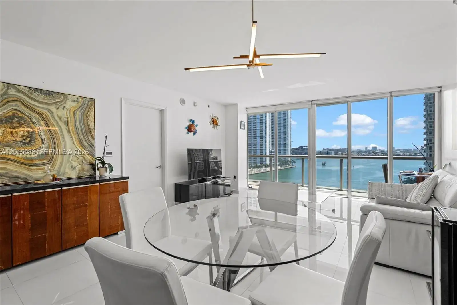 465 Brickell Ave # 1016, Miami FL 33131 photo 5
