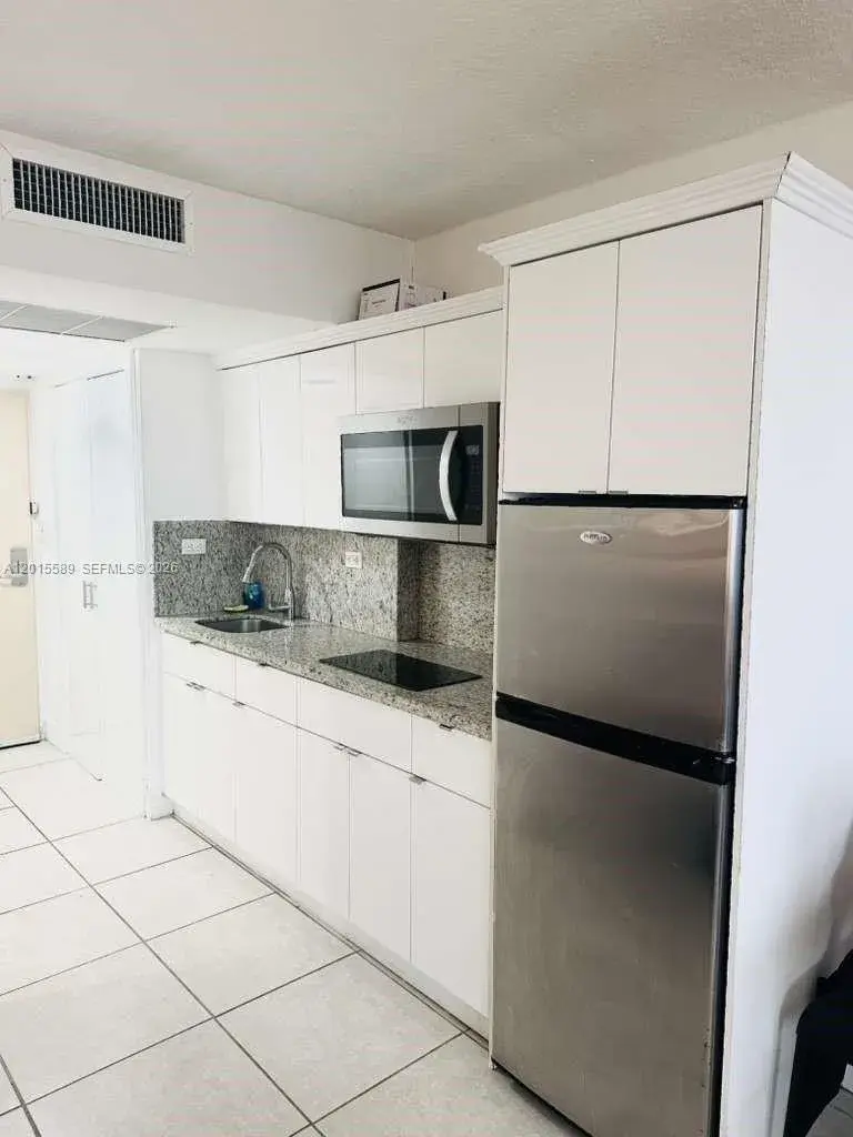 19201 Collins Ave # 841, Sunny Isles Beach FL 33160