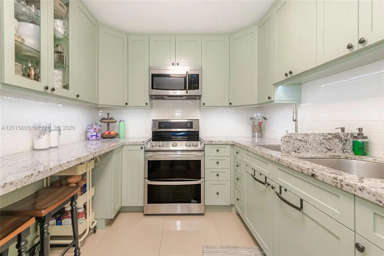 2 bedroom 2 bath Residential for sale at 5750 Collins Ave # 3J, Miami Beach FL 33140