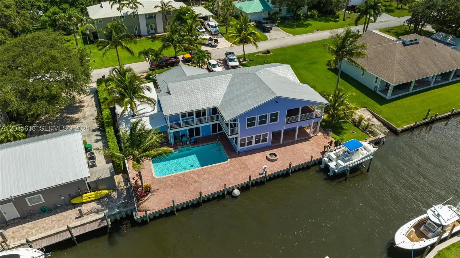 474 Peninsula Dr, Fort Pierce FL 34946 photo 3
