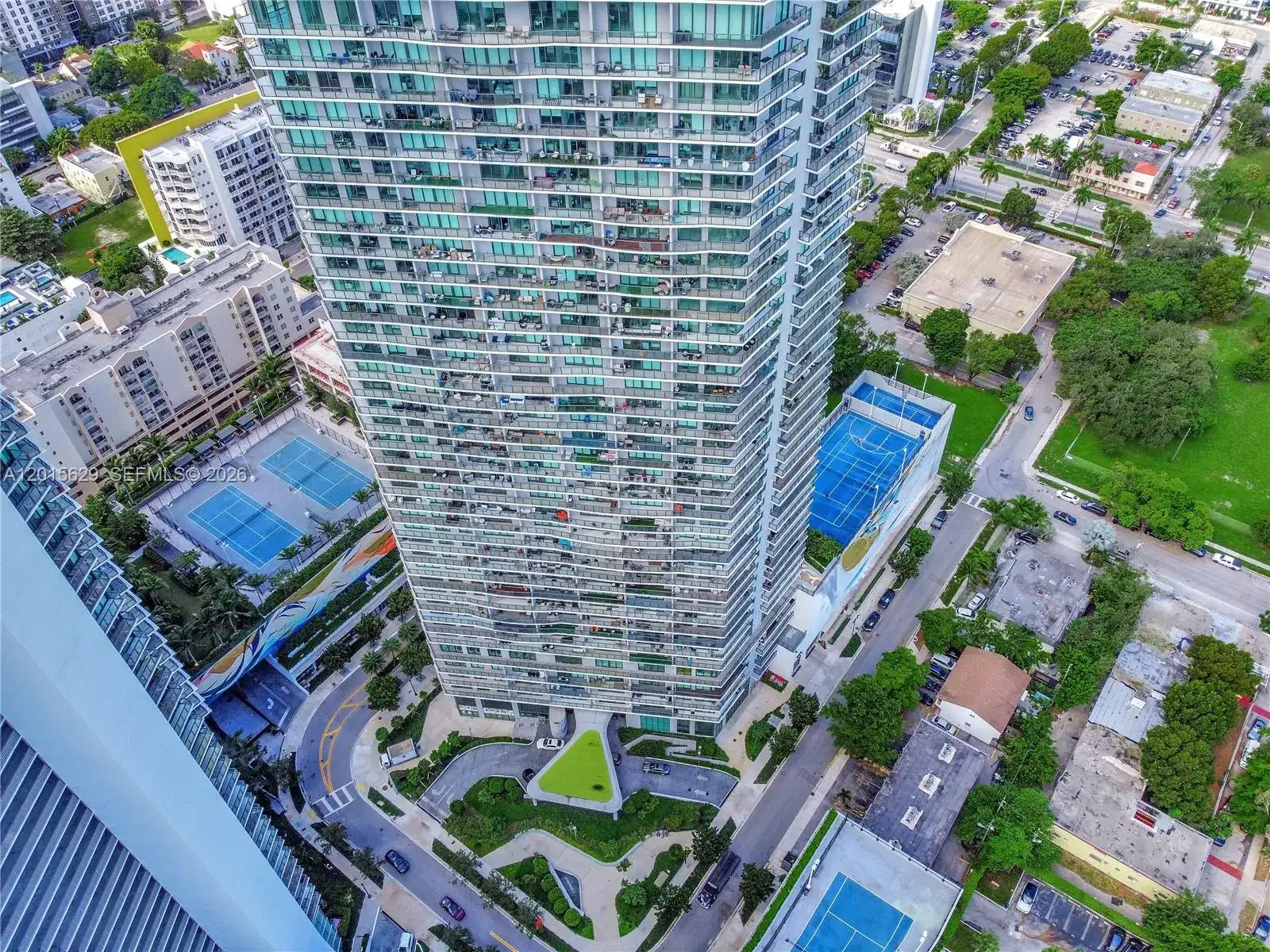 501 NE 31st St # 608, Miami FL 33137 photo 3