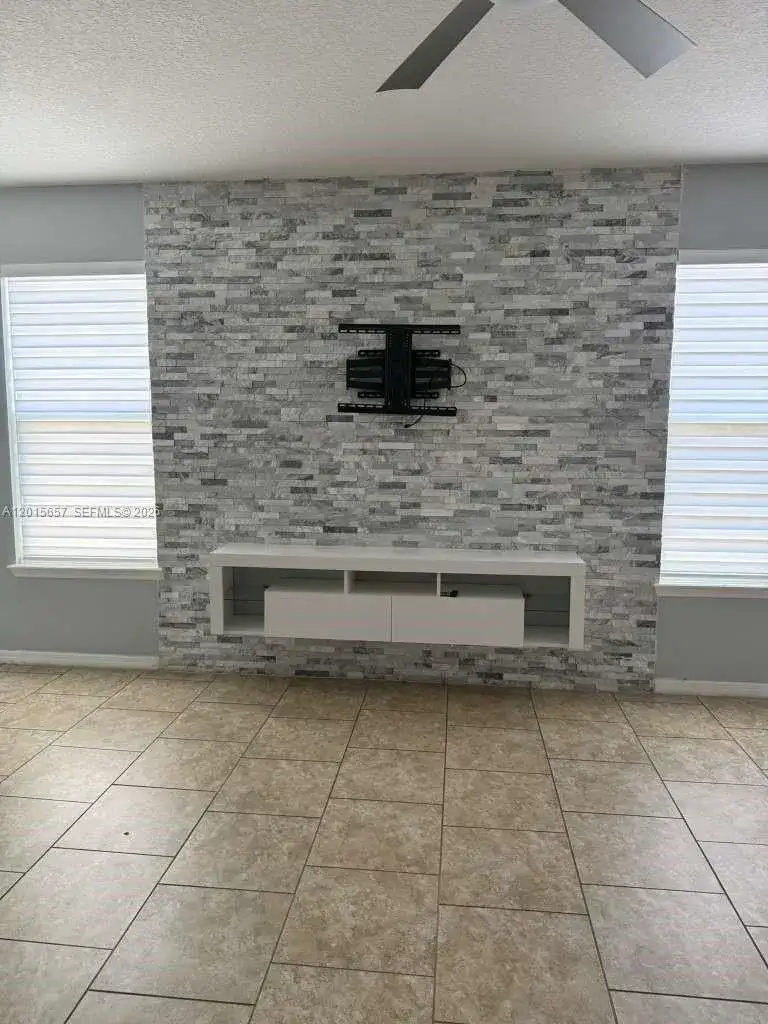 173 Tracy Circle, Winter Haven FL 33884 photo 4