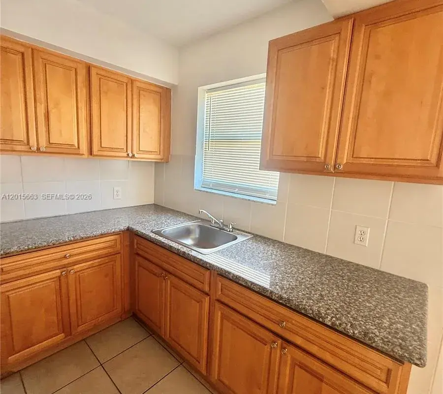 1903 Thomas St # 8, Hollywood FL 33020