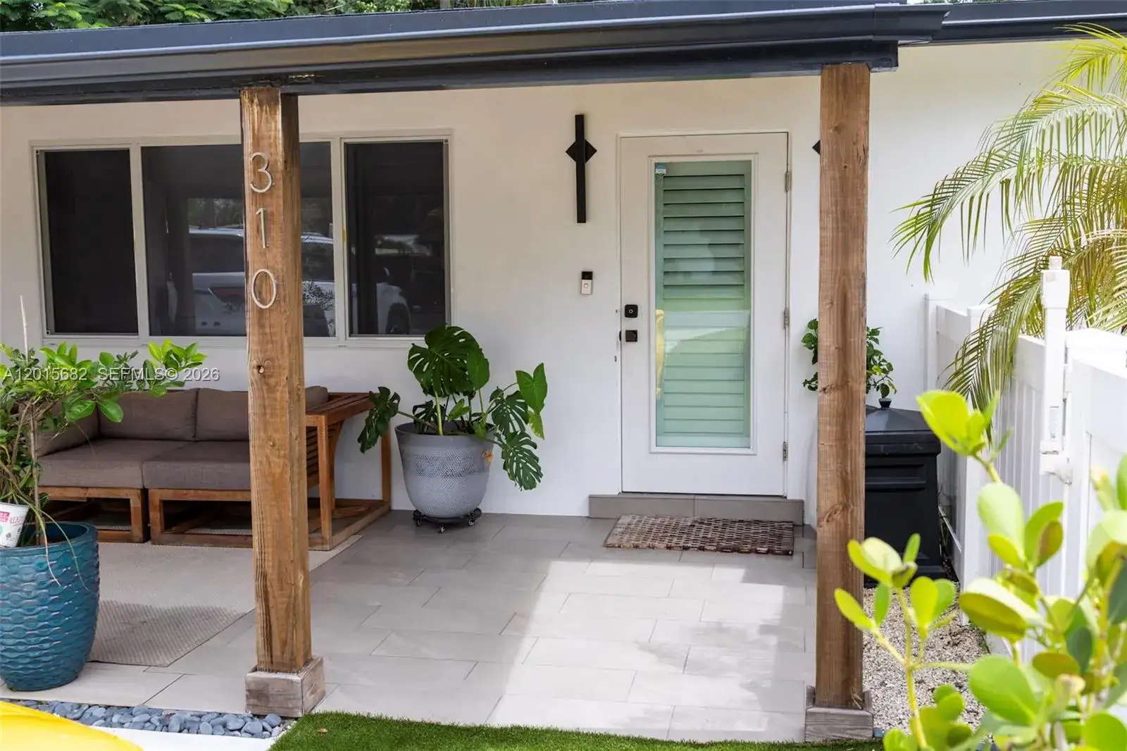 310 NE 12th Ave, Pompano Beach FL 33060 photo 3