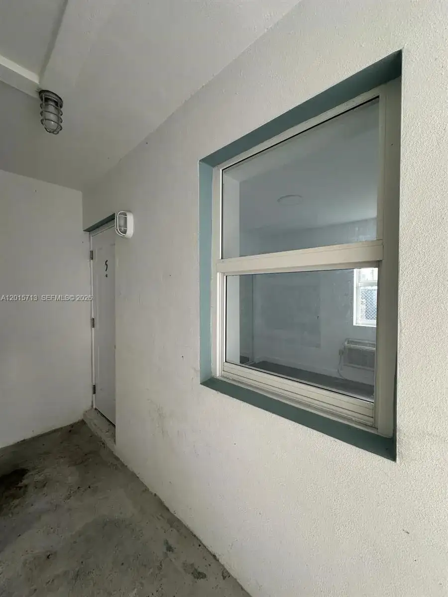 1535 NW 1st Pl # 10, Miami FL 33136 photo 5