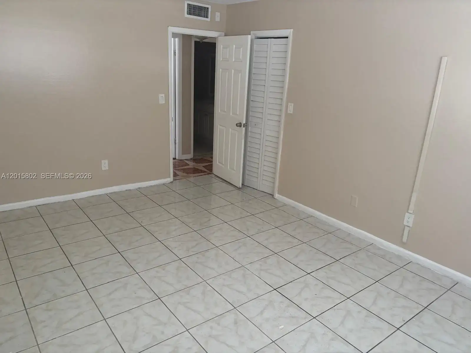 15205 NE 6th Ave # D111, Miami FL 33162 photo 3