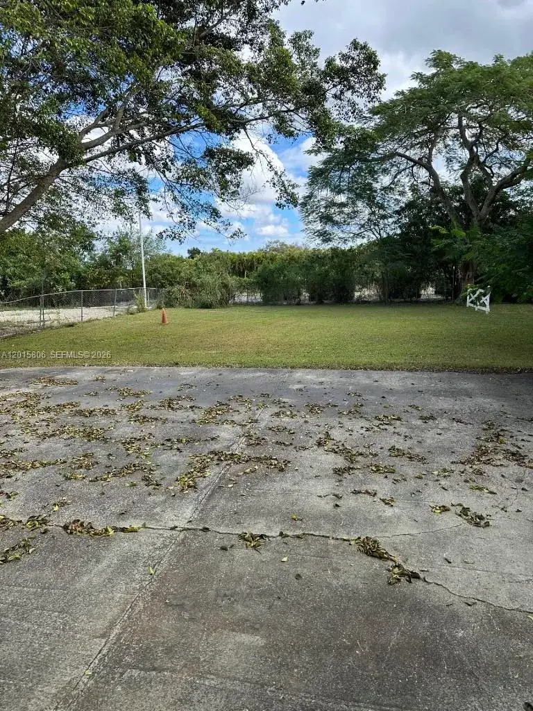 19191 SW 232nd St, Miami FL 33170 photo 5