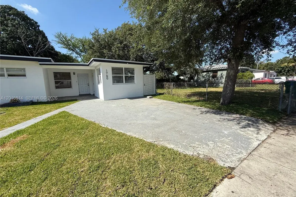 1760 NW 84th St, Miami FL 33147