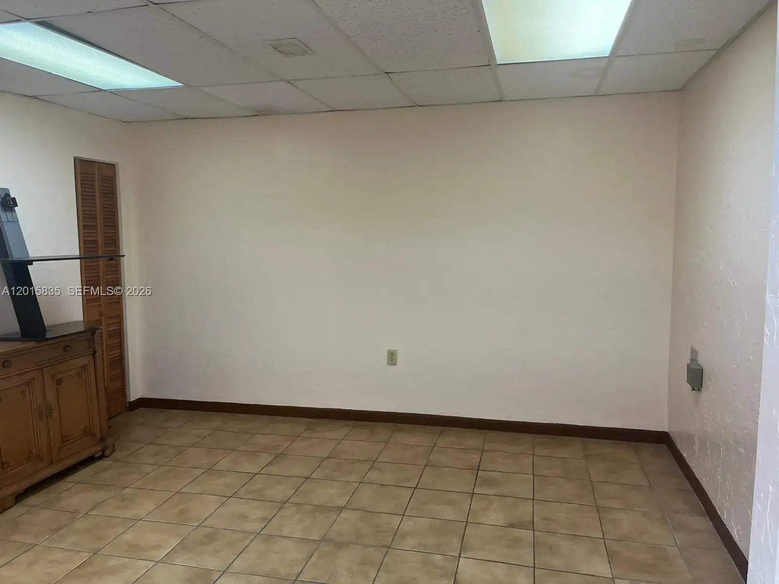 1545 SW 1st St, Miami FL 33135 photo 2