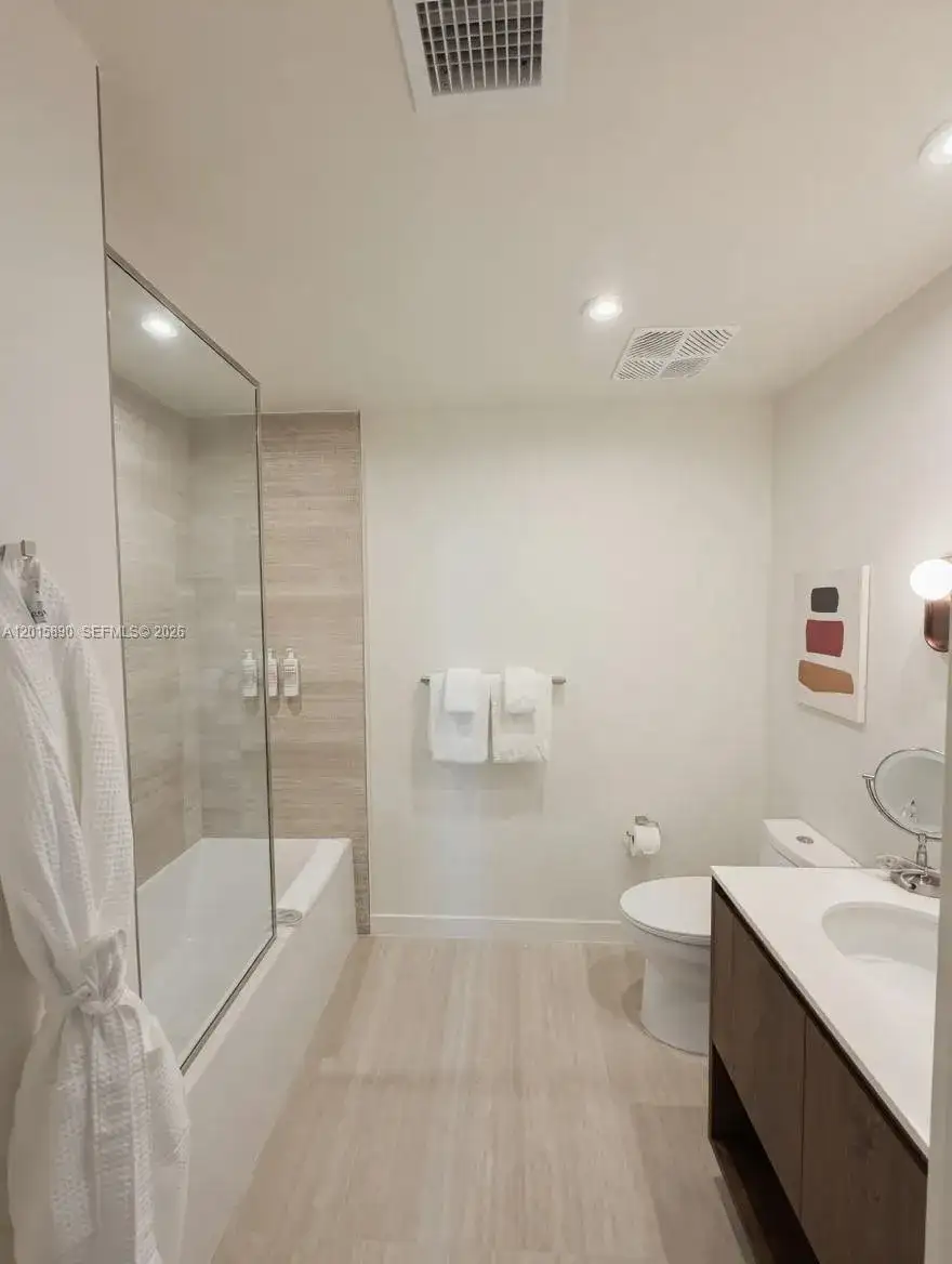 1611 SW 2nd Ave # 707, Miami FL 33129 photo 4