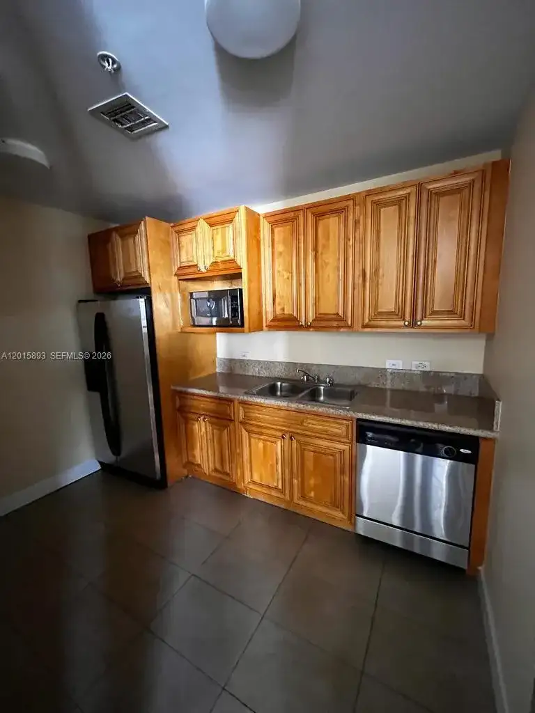 36 NW 6th Ave # 809, Miami FL 33128 photo 4