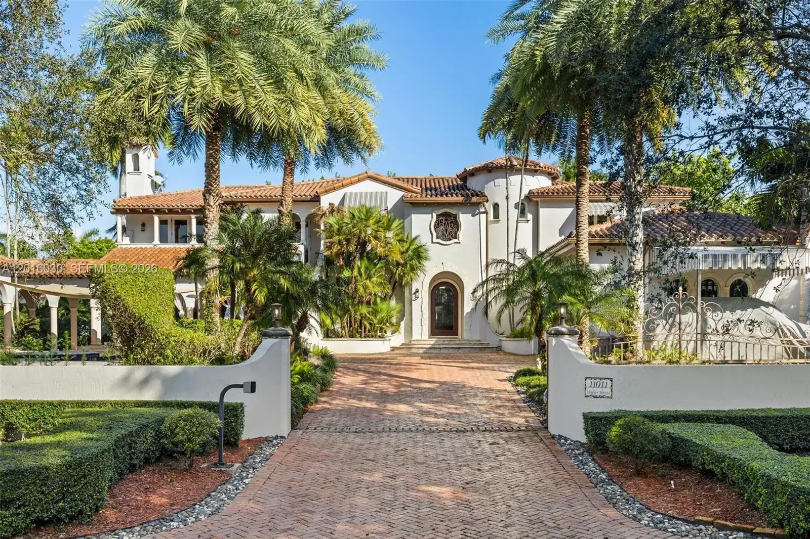 11011 Marin Street, Coral Gables FL 33156 photo 2