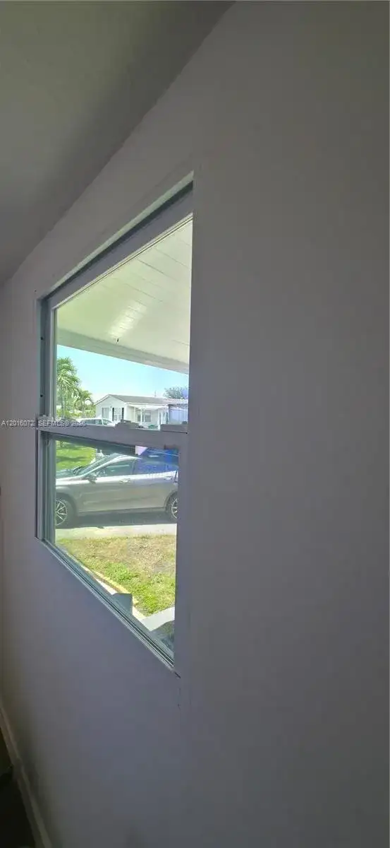 1730 SW 85th Ave, Davie FL 33324 photo 5
