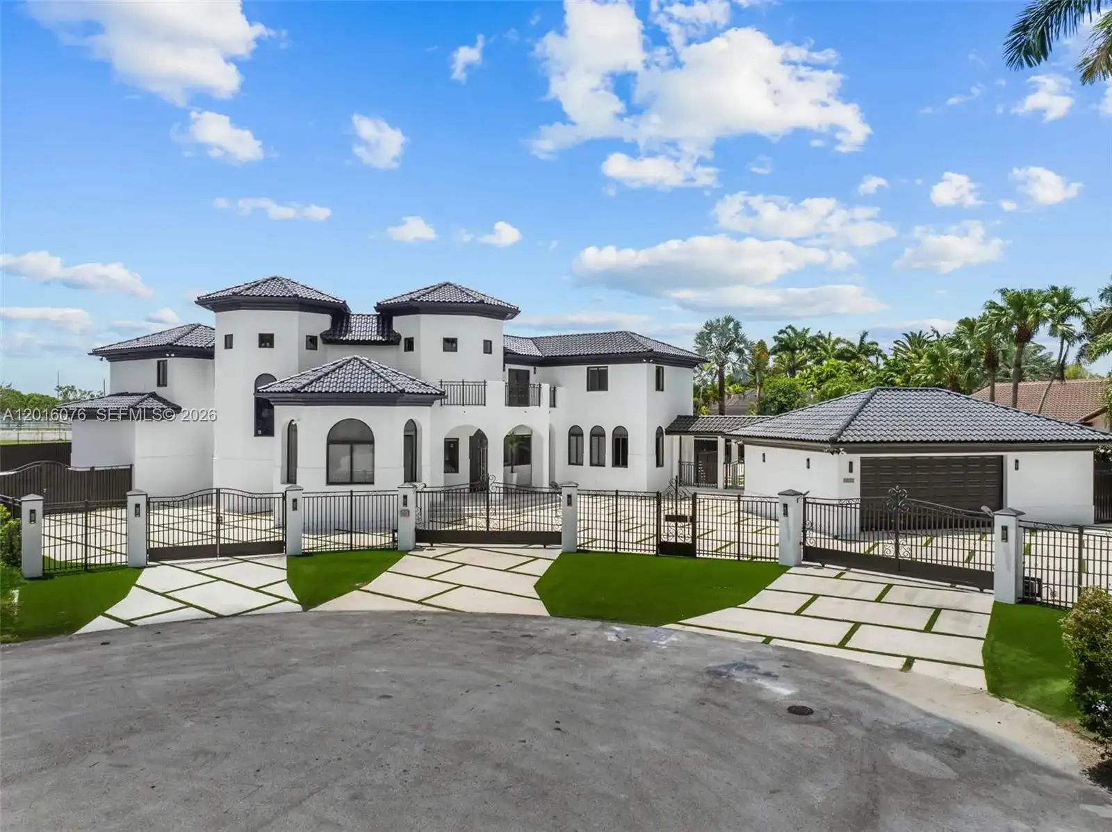 9881 SW 148th Ter, Miami FL 33176