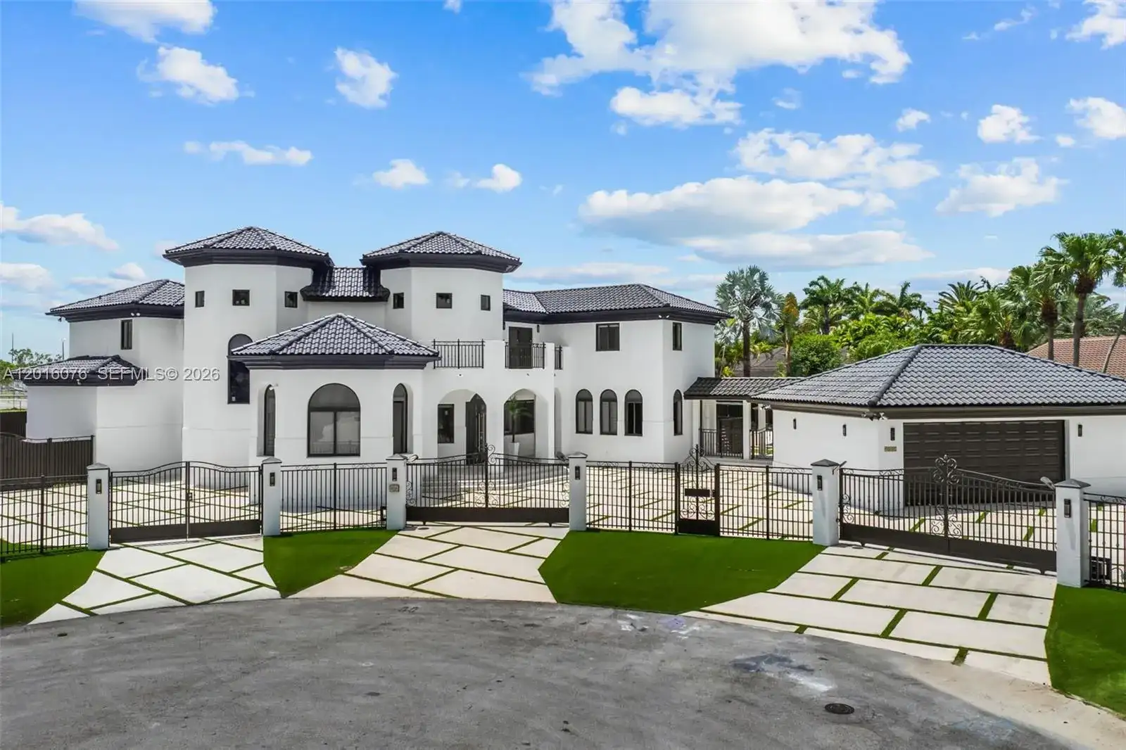 9881 SW 148th Ter, Miami FL 33176 photo 4