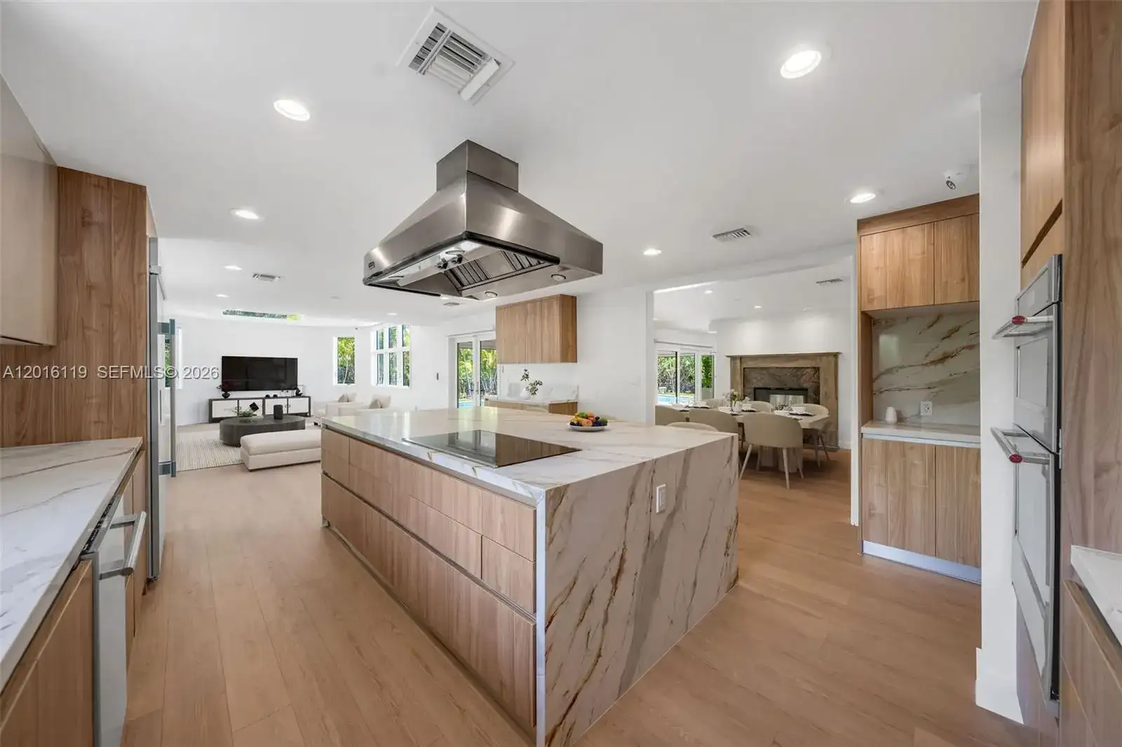 5120 Carillo St, Coral Gables FL 33146 photo 2