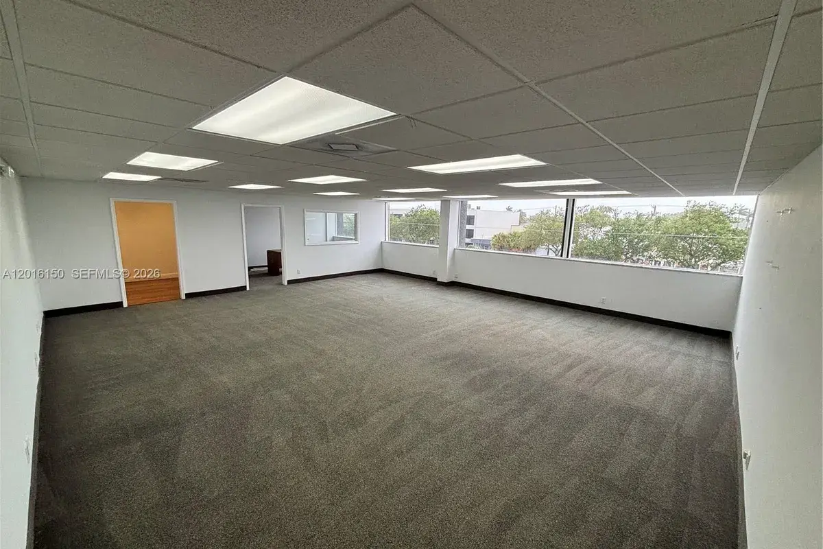 2727 E Oakland Park Blvd # 305, Fort Lauderdale FL 33306