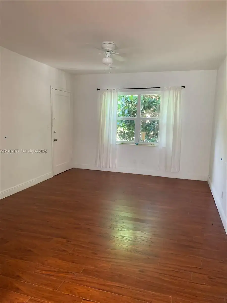 723 NE 91st St # 3C, Miami Shores FL 33138 photo 2