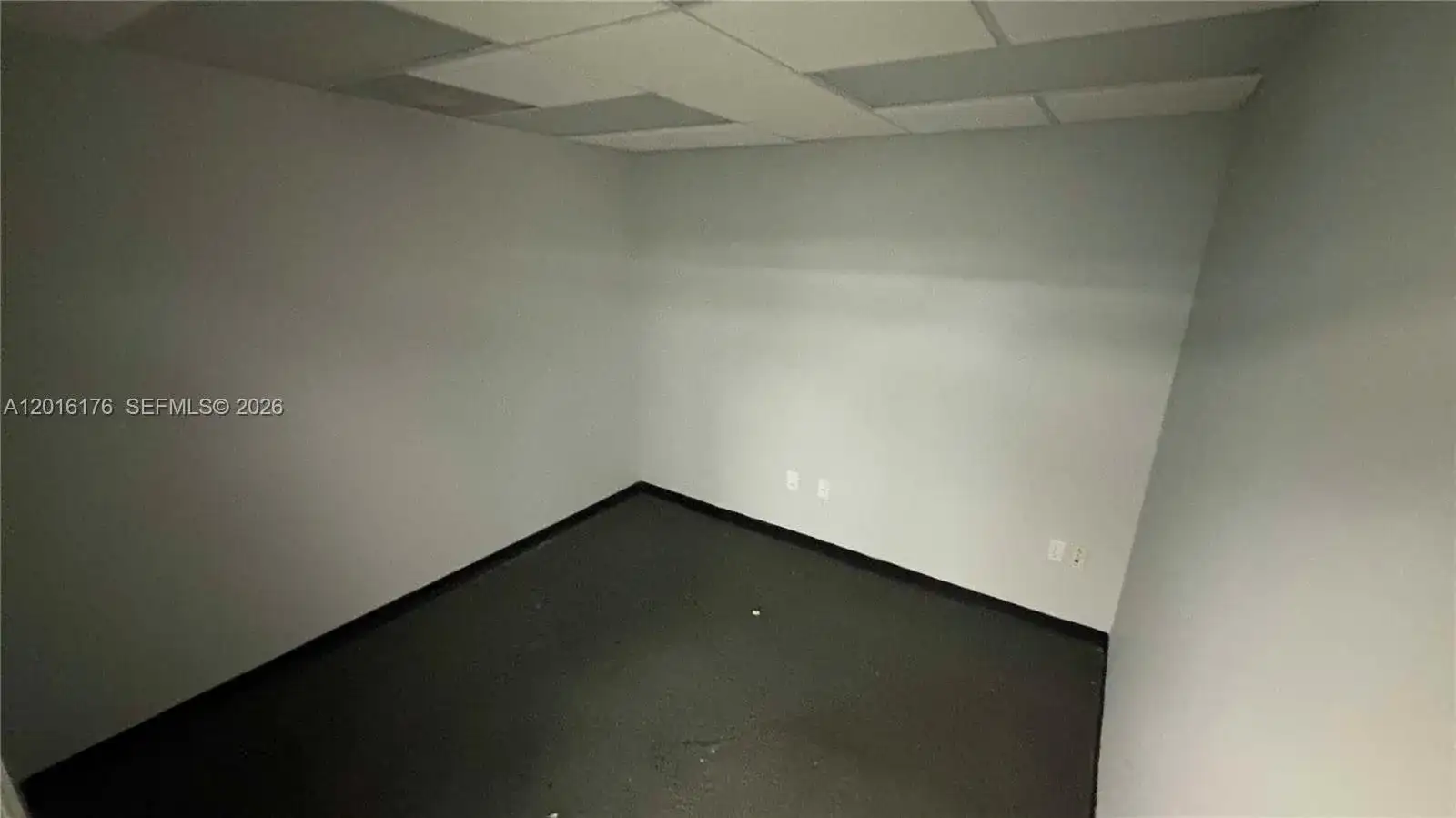 2740 E Oakland Park Blvd # 207, Fort Lauderdale FL 33306 photo 5