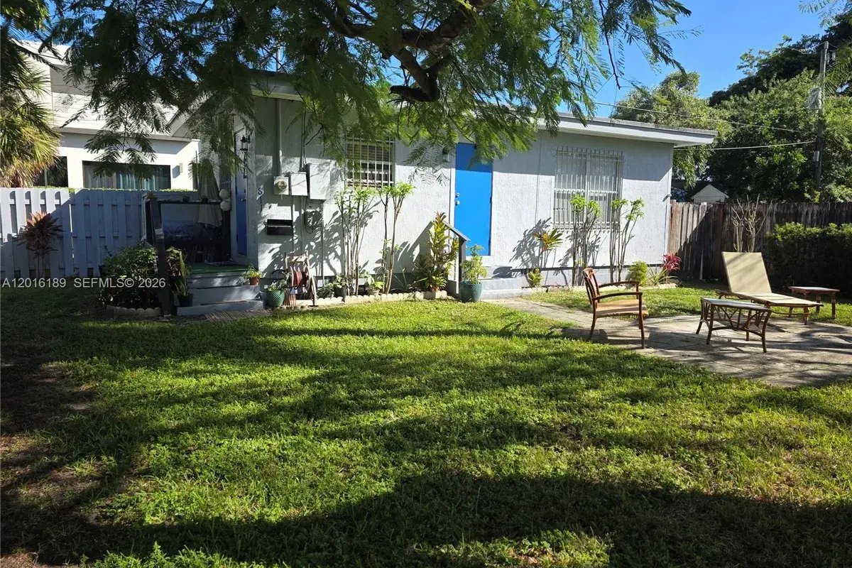 811 NE 14th Ct, Fort Lauderdale FL 33304