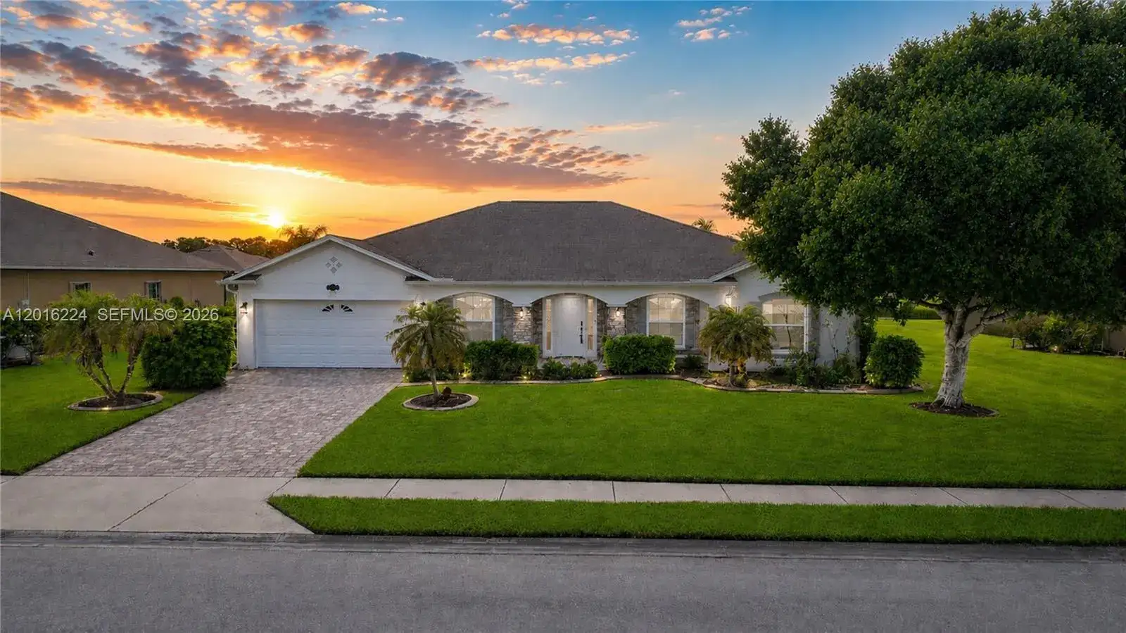4738 Ashley Lake Cir, Vero Beach FL 32967