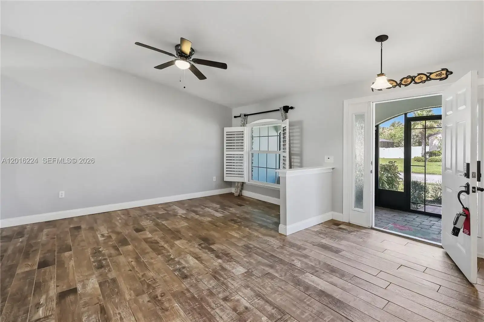 4738 Ashley Lake Cir, Vero Beach FL 32967 photo 2
