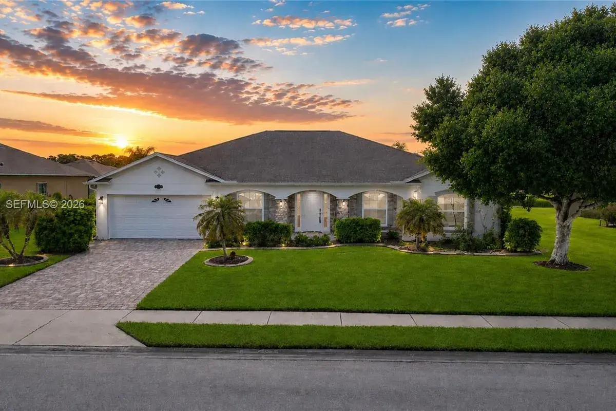 4738 Ashley Lake Cir, Vero Beach FL 32967