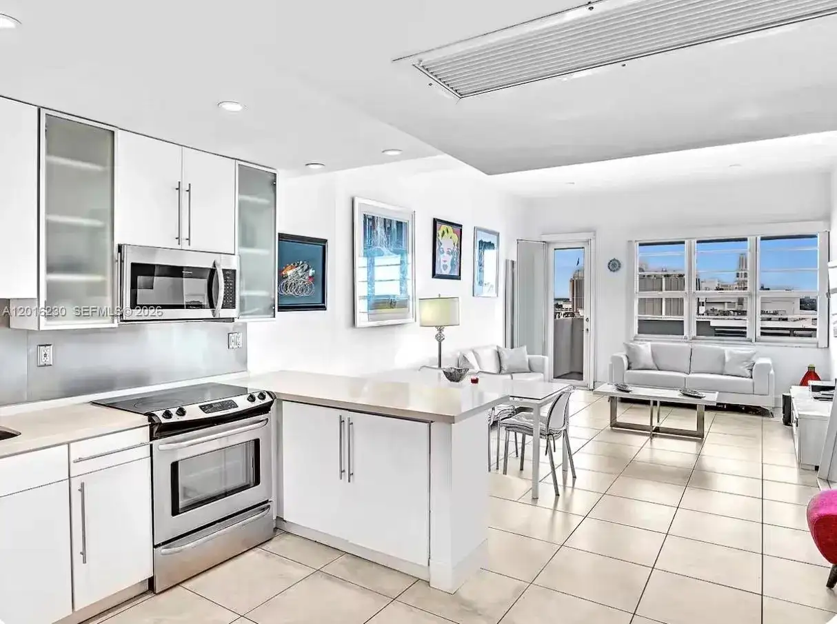 100 Lincoln Rd # 1641, Miami Beach FL 33139 photo 3