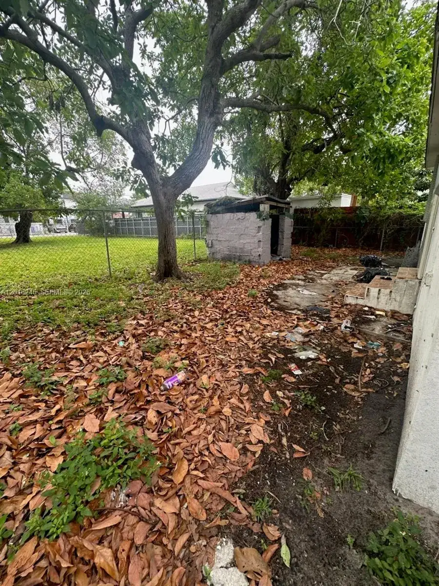 1891 NW 62nd Ter, Miami FL 33147 photo 2