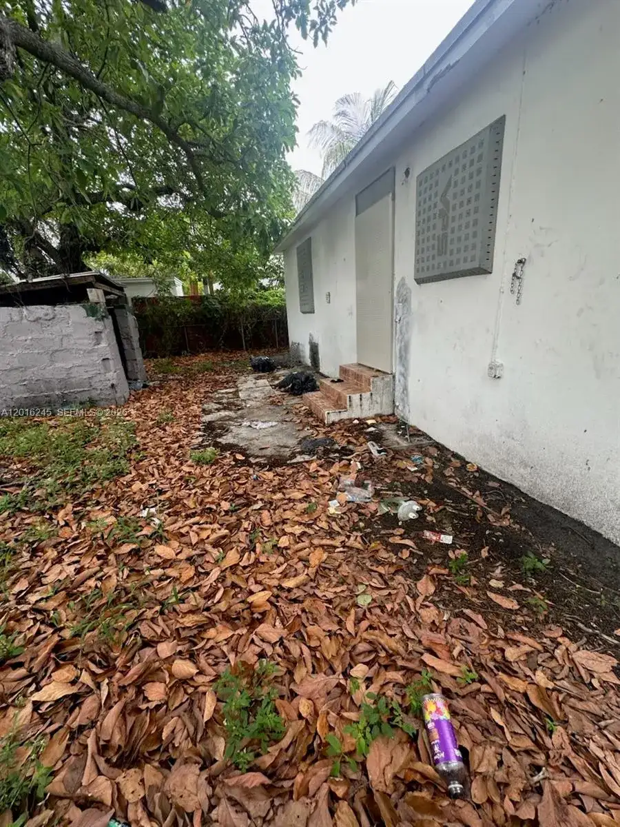 1891 NW 62nd Ter, Miami FL 33147 photo 3